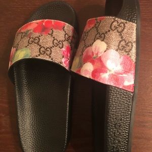 Gucci slides